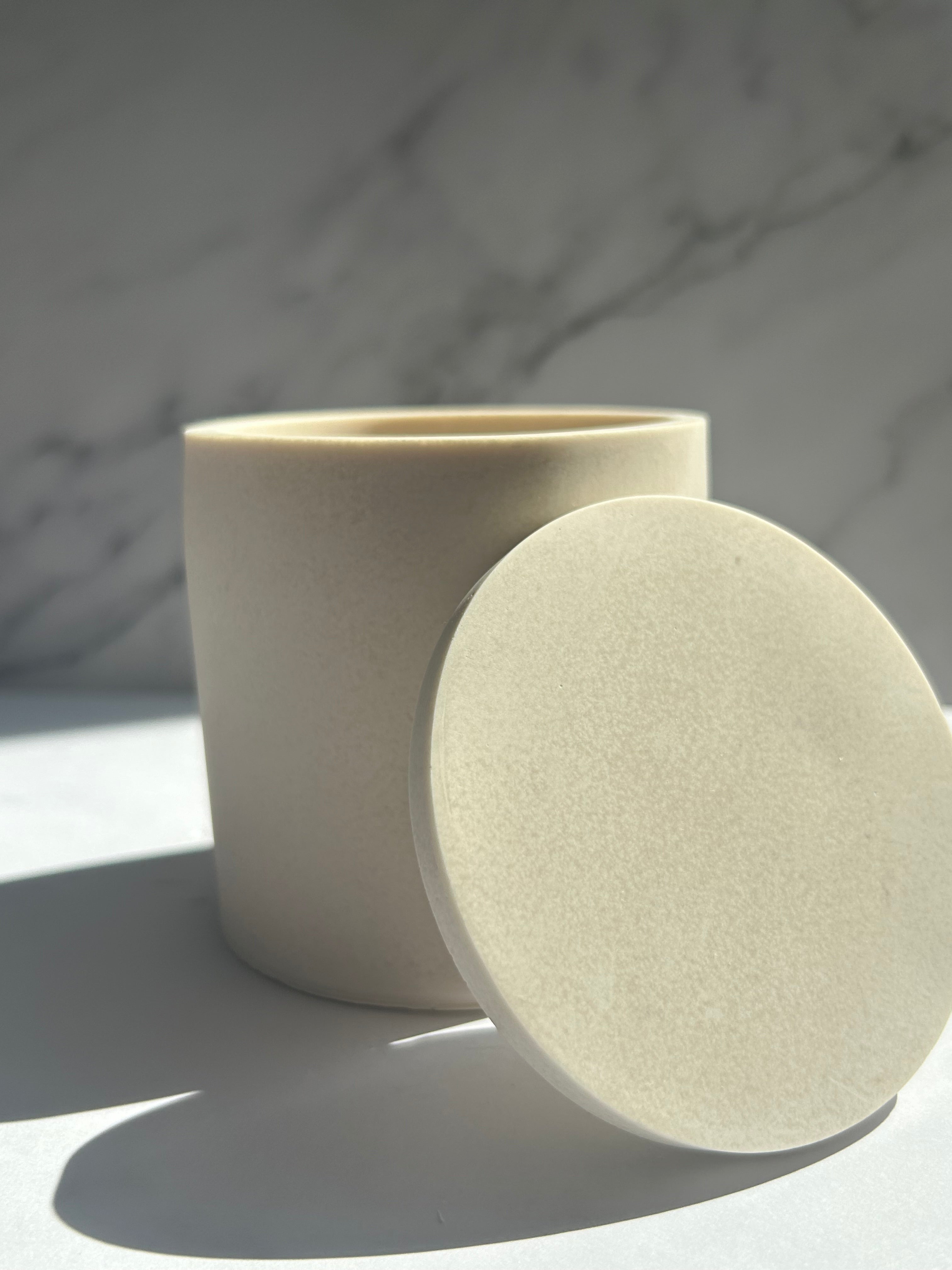 Dose - Cream-White