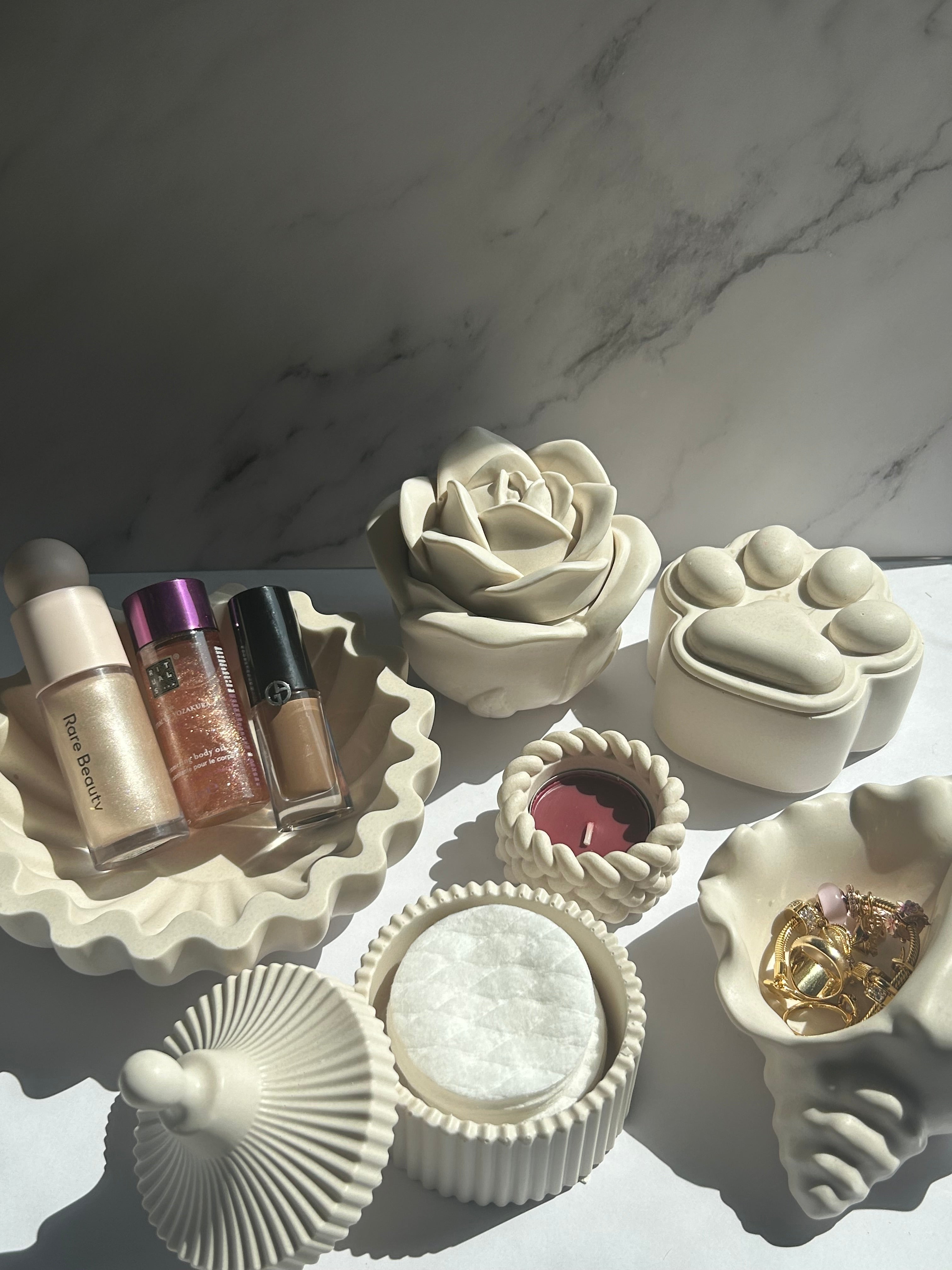 Cream-White Collection