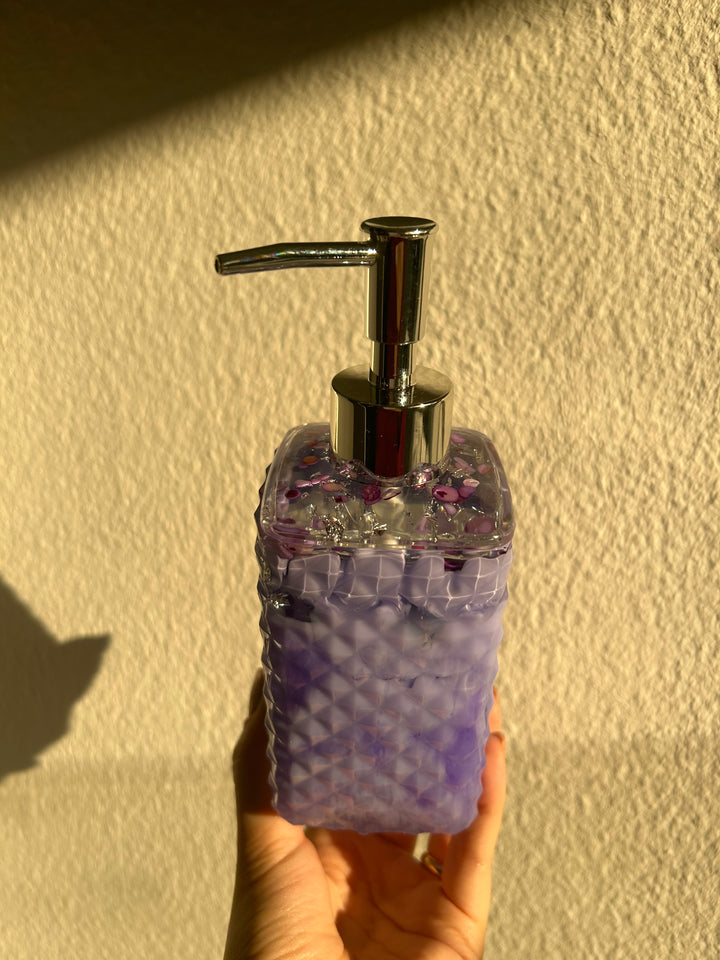 Soap dispenser