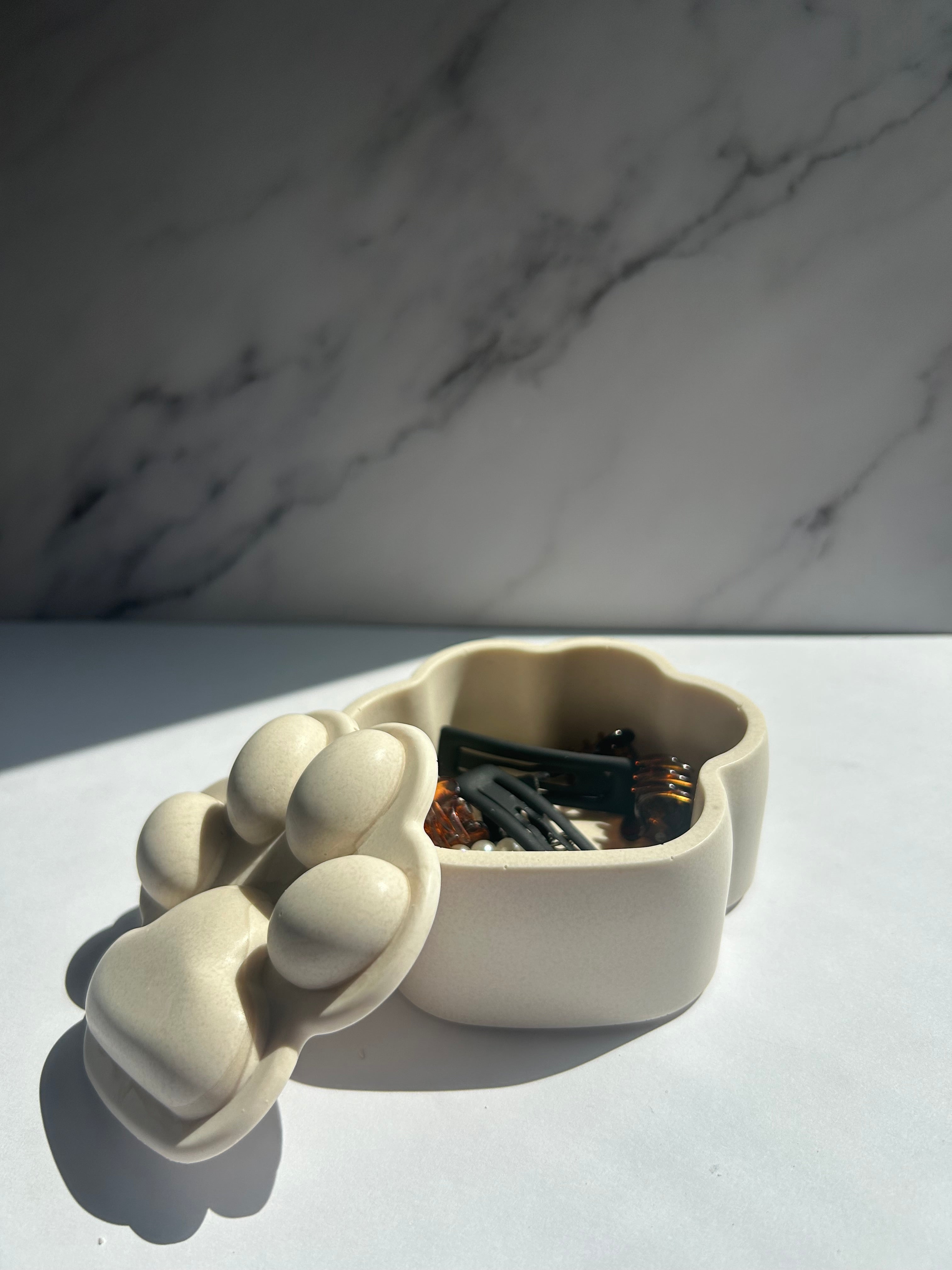Pfotenbox - Cream-White