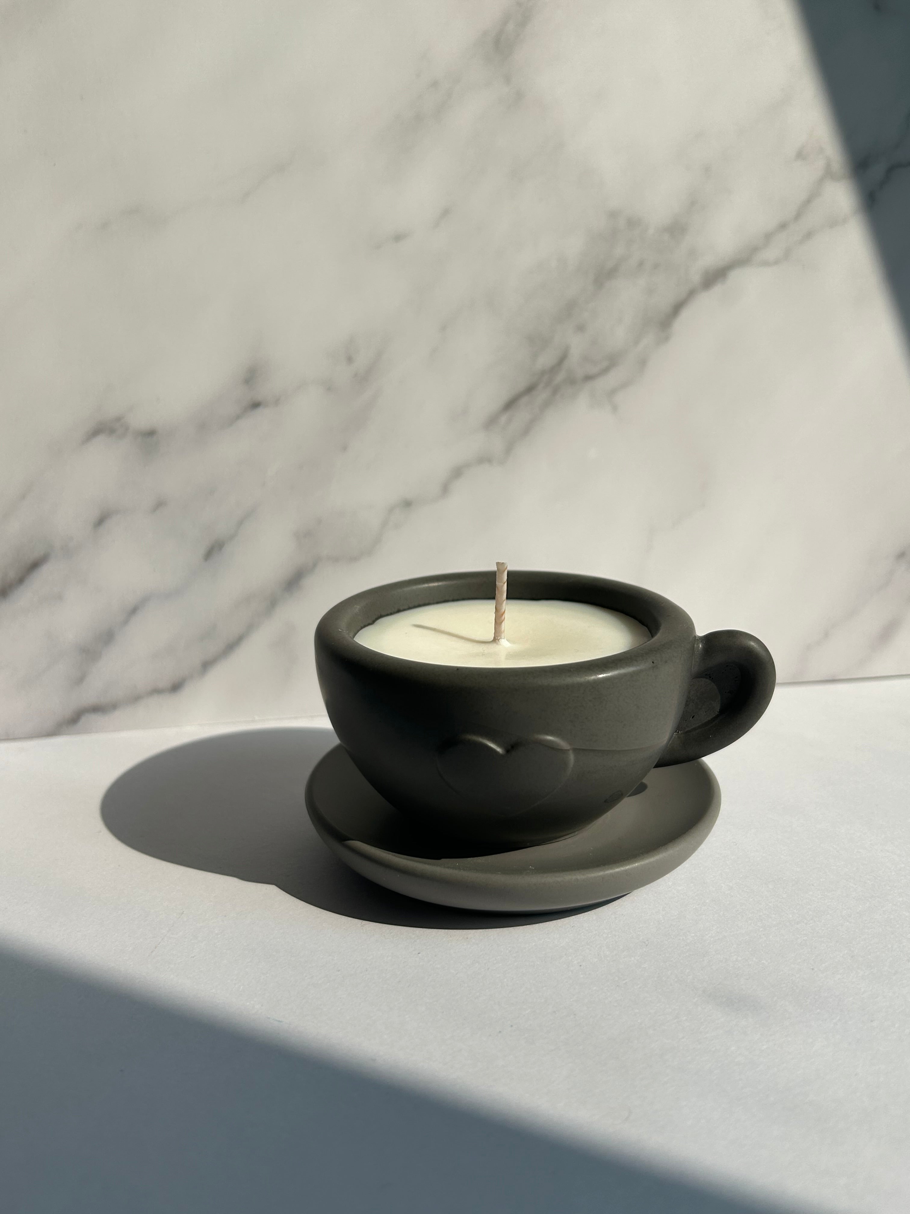 Kaffeetasse - Kerze Midnight Romance